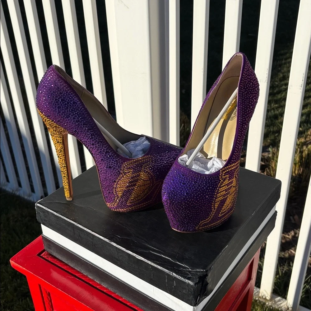 Herstar Limited Edition 6” Laker Crystal Shoe, Purple Gold size 7.5